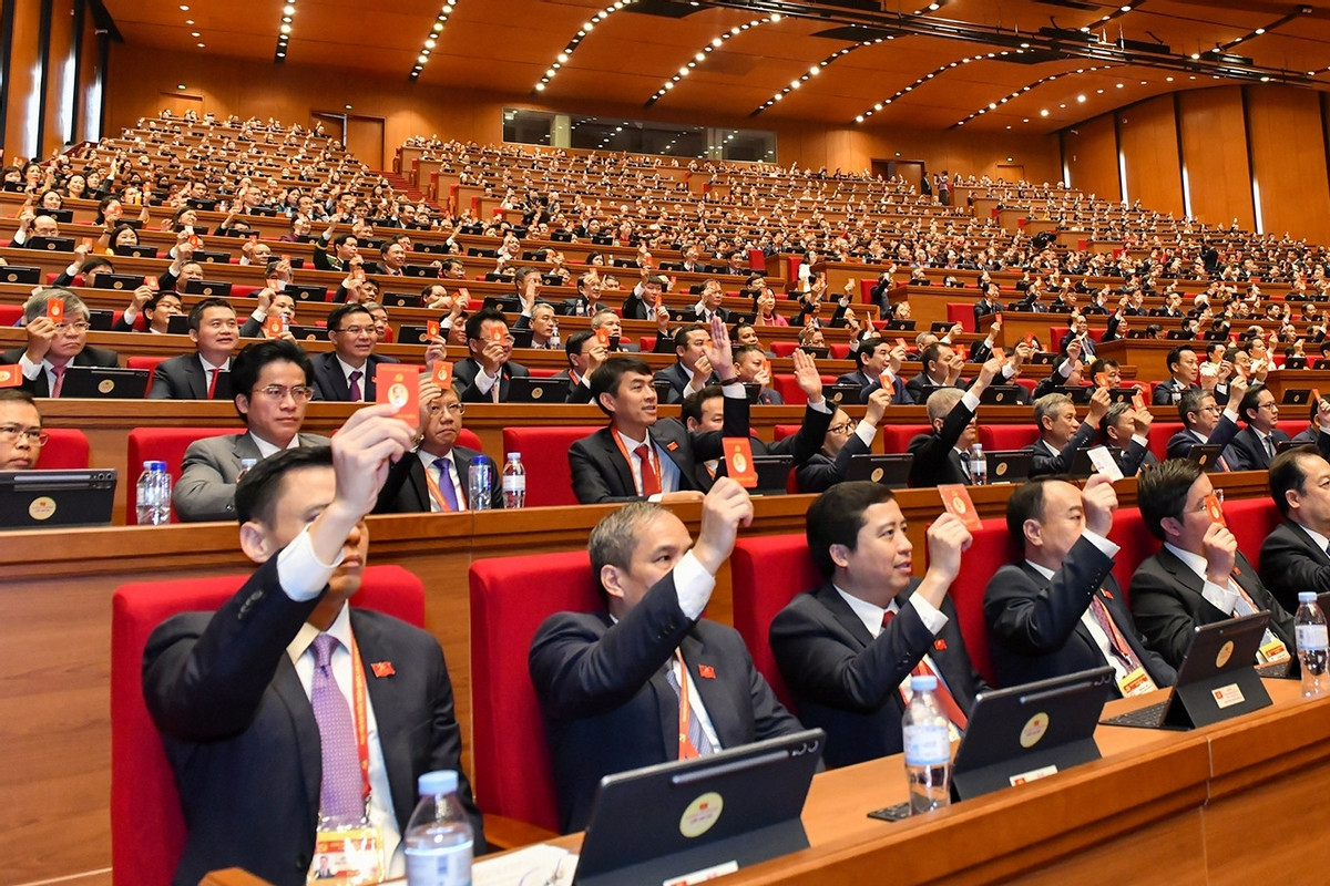 Hướng dẫn mới yêu cầu xử lý nghiêm mọi trường hợp vi phạm quy định về những điều đảng viên không được làm. Ảnh minh họa