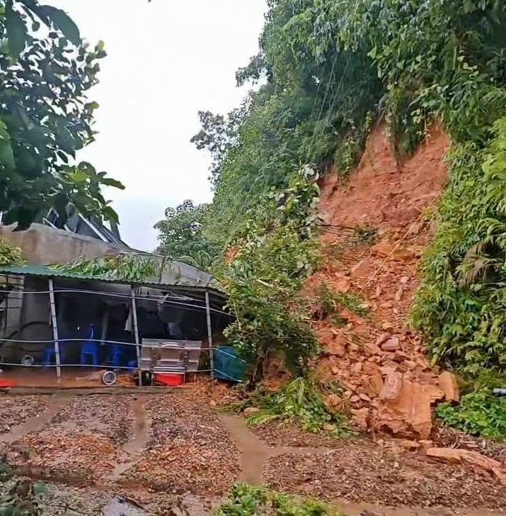 satk lở Lào Cai