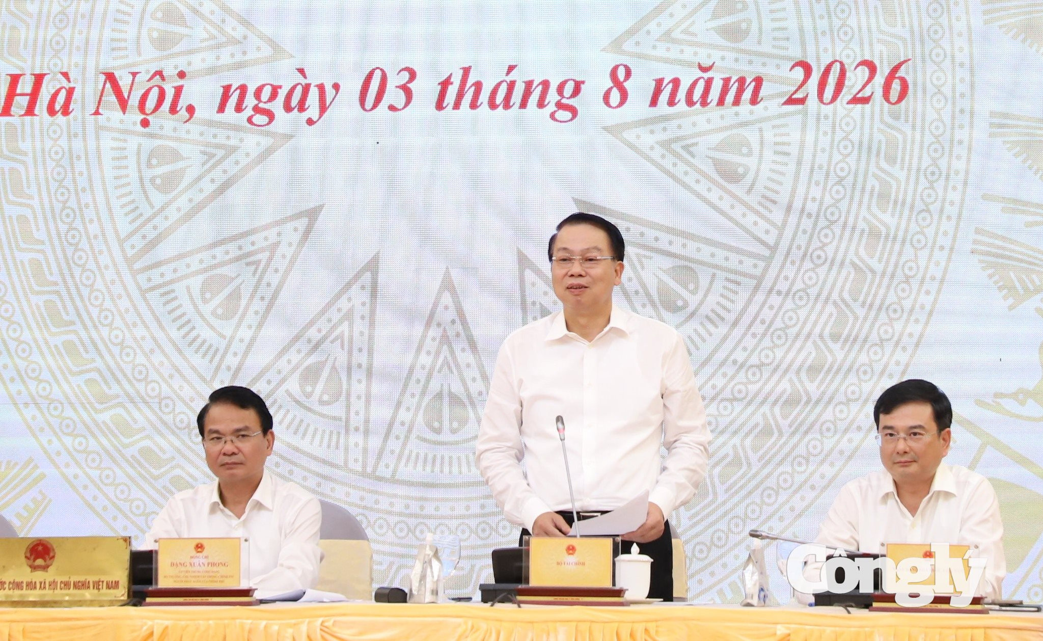 tăng trưởng 2 con số
