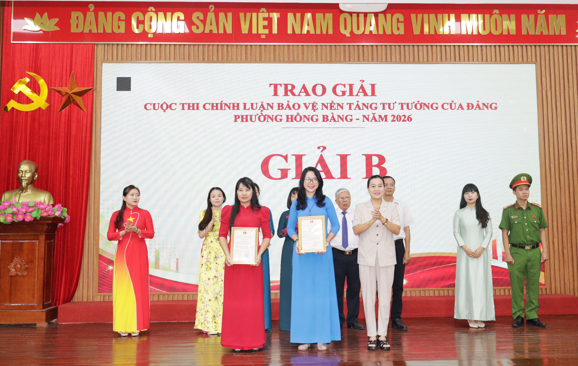 đạt giải