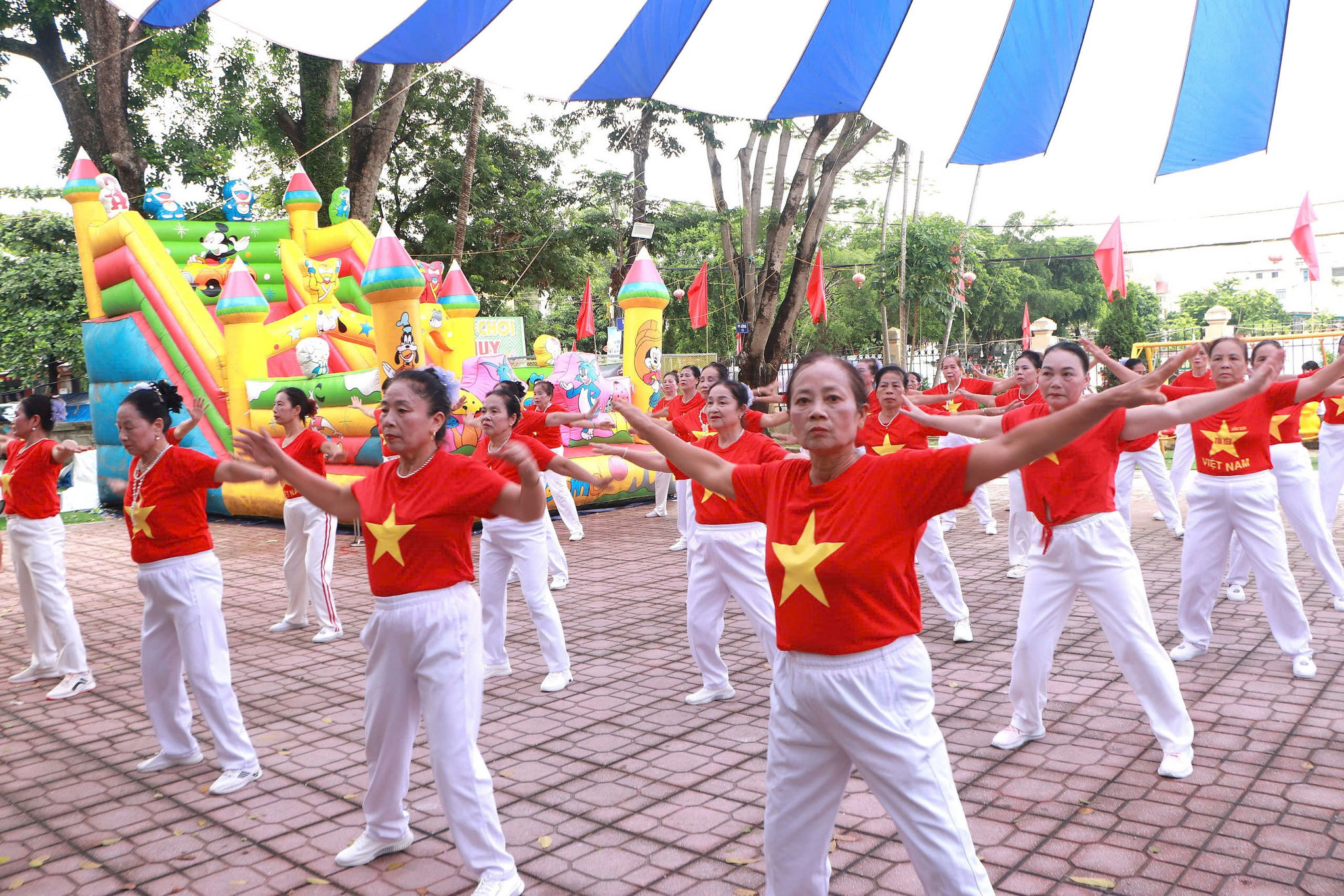 mo-hinh-diem-thiet-che-nha-van-hoa-hanoi.1jpg.jpg