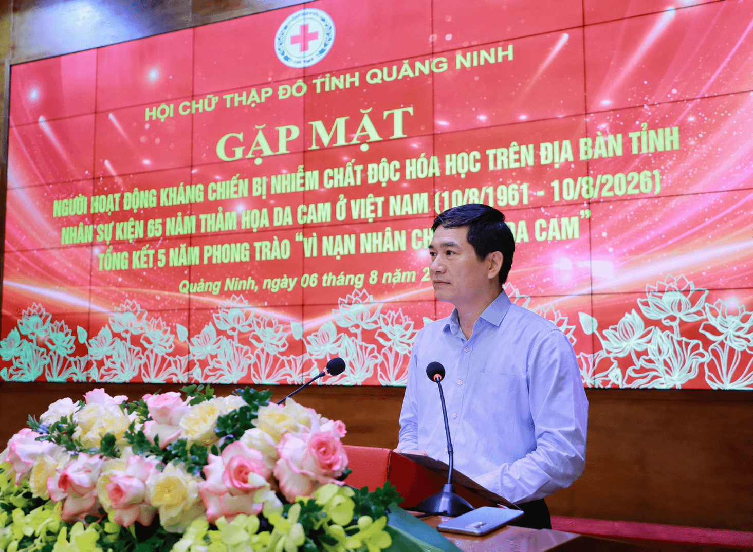 Đồng chí Vũ Quyết Tiến, Phó Bí thư Tỉnh uỷ, Chủ tịch Uỷ ban MTTQ tỉnh, phát biểu tại chương trình.