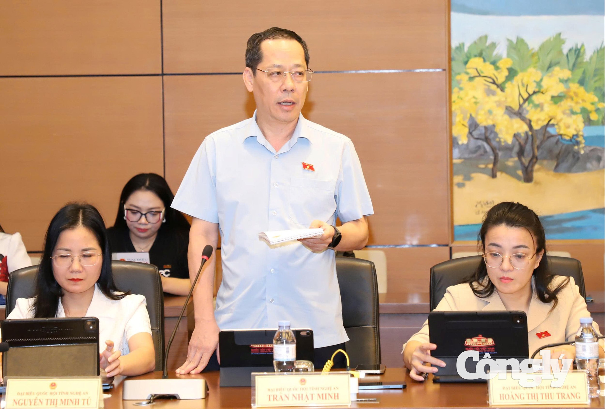 dai-bieu-tran-nhat-minh_watermarked.jpg