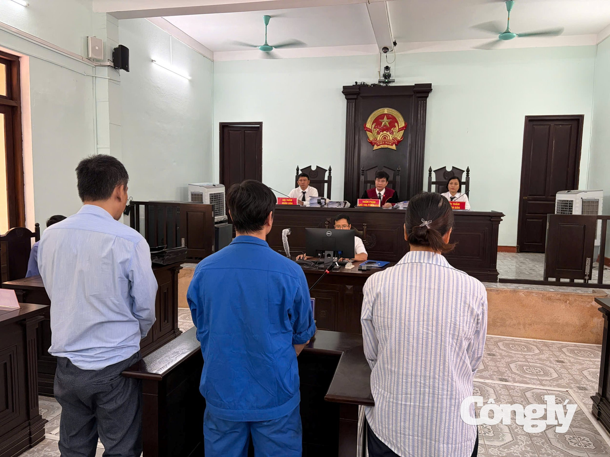 nhận hối lộ 6-8 (1)