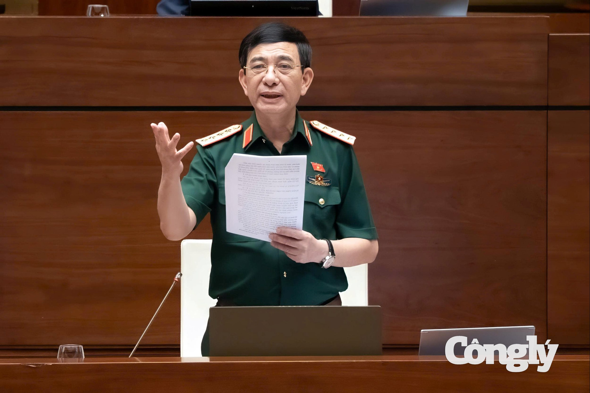 Đại tướng Phan Văn Giang, Ủy viên Bộ Chính trị, Phó Thủ tướng Chính phủ, Bộ trưởng Bộ Quốc phòng phát biểu tiếp thu, giải trình tại phiên thảo luận về dự án Luật Phòng, chống phổ biến vũ khí hủy diệt hàng loạt