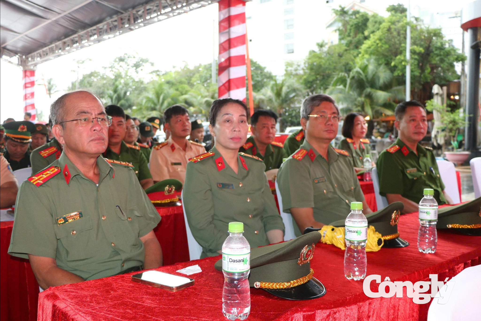 2-f1b5b50462d91d1c7a2da8d92ec5ae5f_watermarked.jpg
