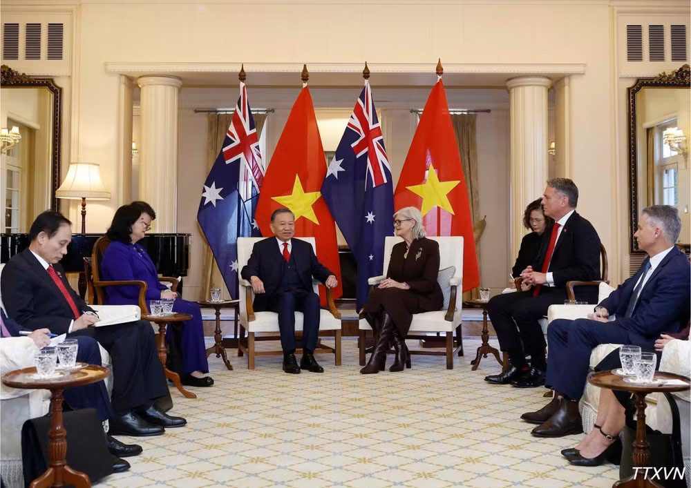 vna-potal-le-don-tong-bi-thu-chu-tich-nuoc-to-lam-tham-cap-nha-nuoc-toi-australia-8946485-3484.jpg