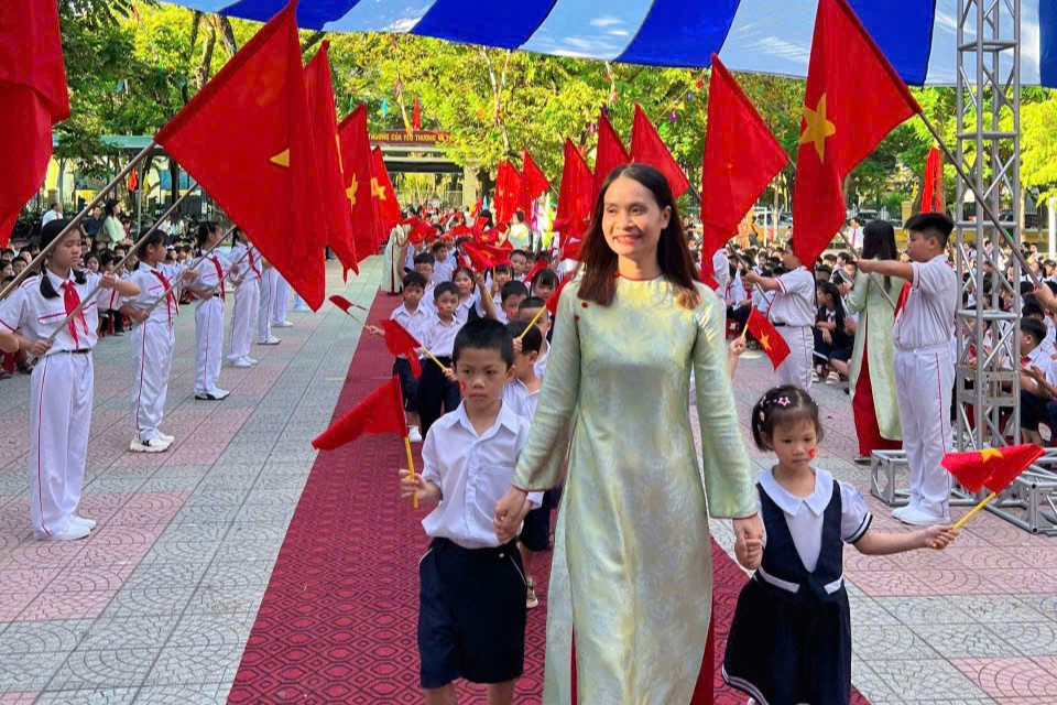 trường học 11-8 (2)