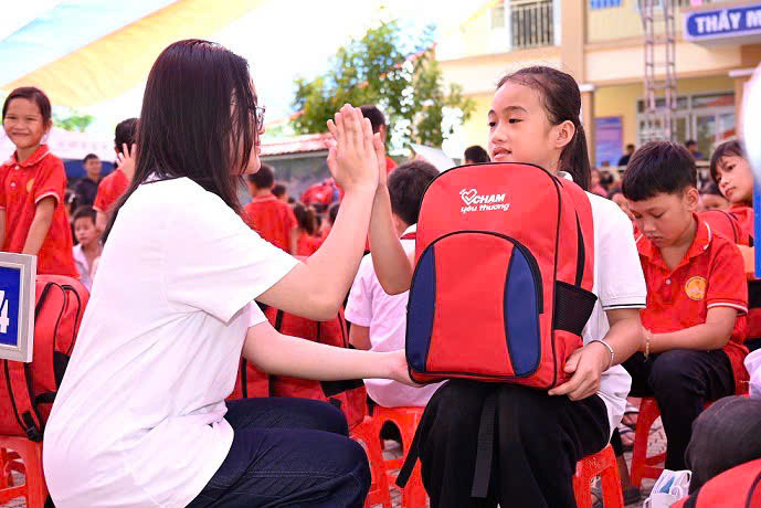 Quỹ Chạm Yêu Thương