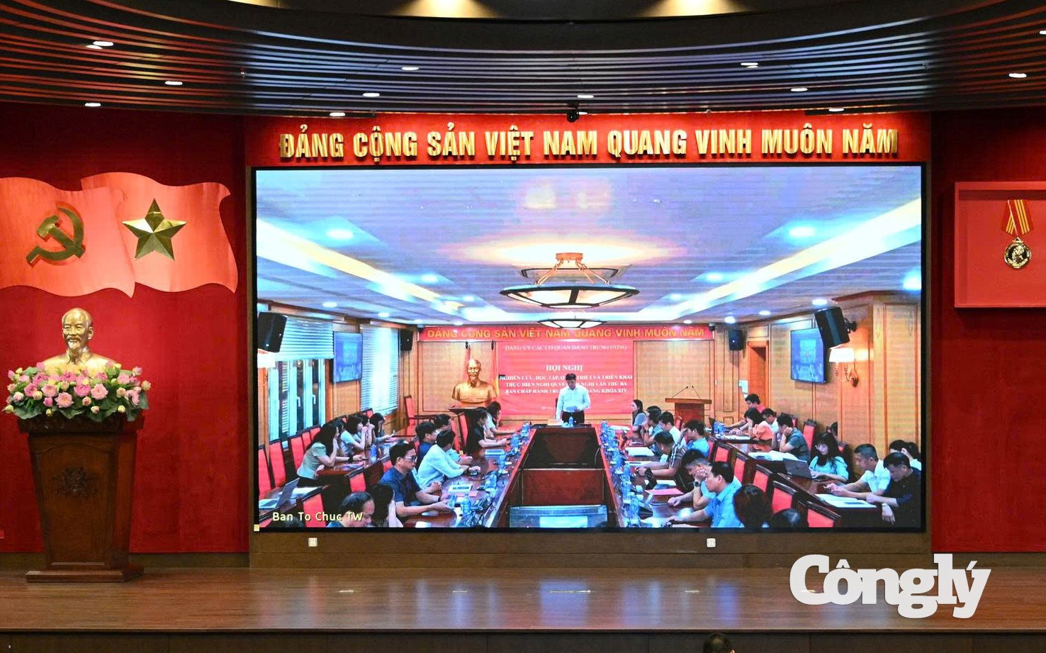 Hoi-nghi-Trung-uong-3 (1)