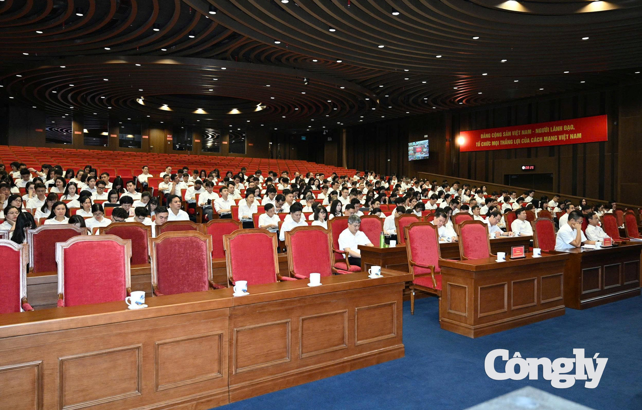 Hoi-nghi-Trung-uong-3 (3)