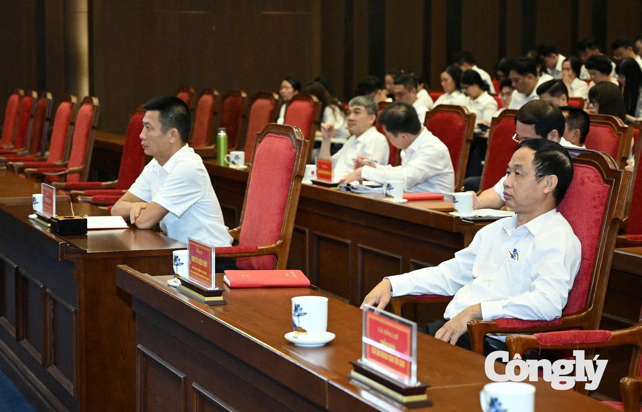 Hoi-nghi-Trung-uong-3 (4)