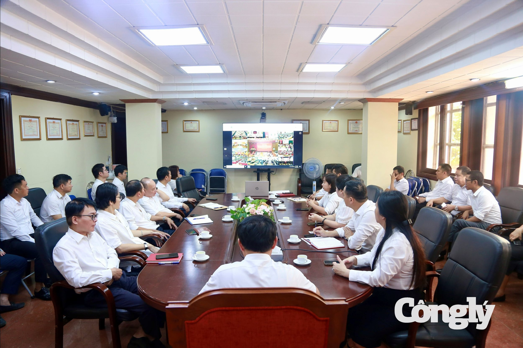 Hoi-nghi-Trung-uong-3 (6)