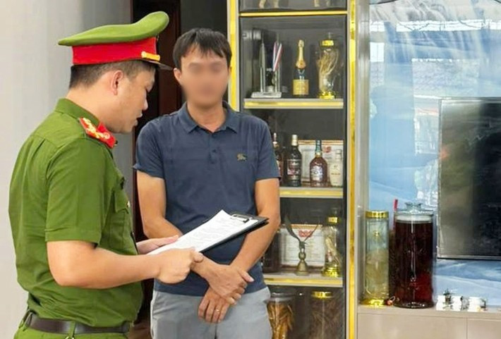 Đậu Xuân Đức khai thác đất sét trái phép .jpg