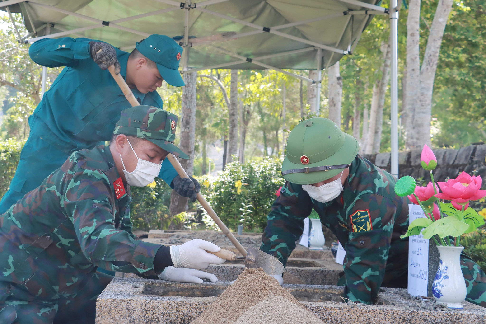 mẫu hài cốt liệt sĩ (4)