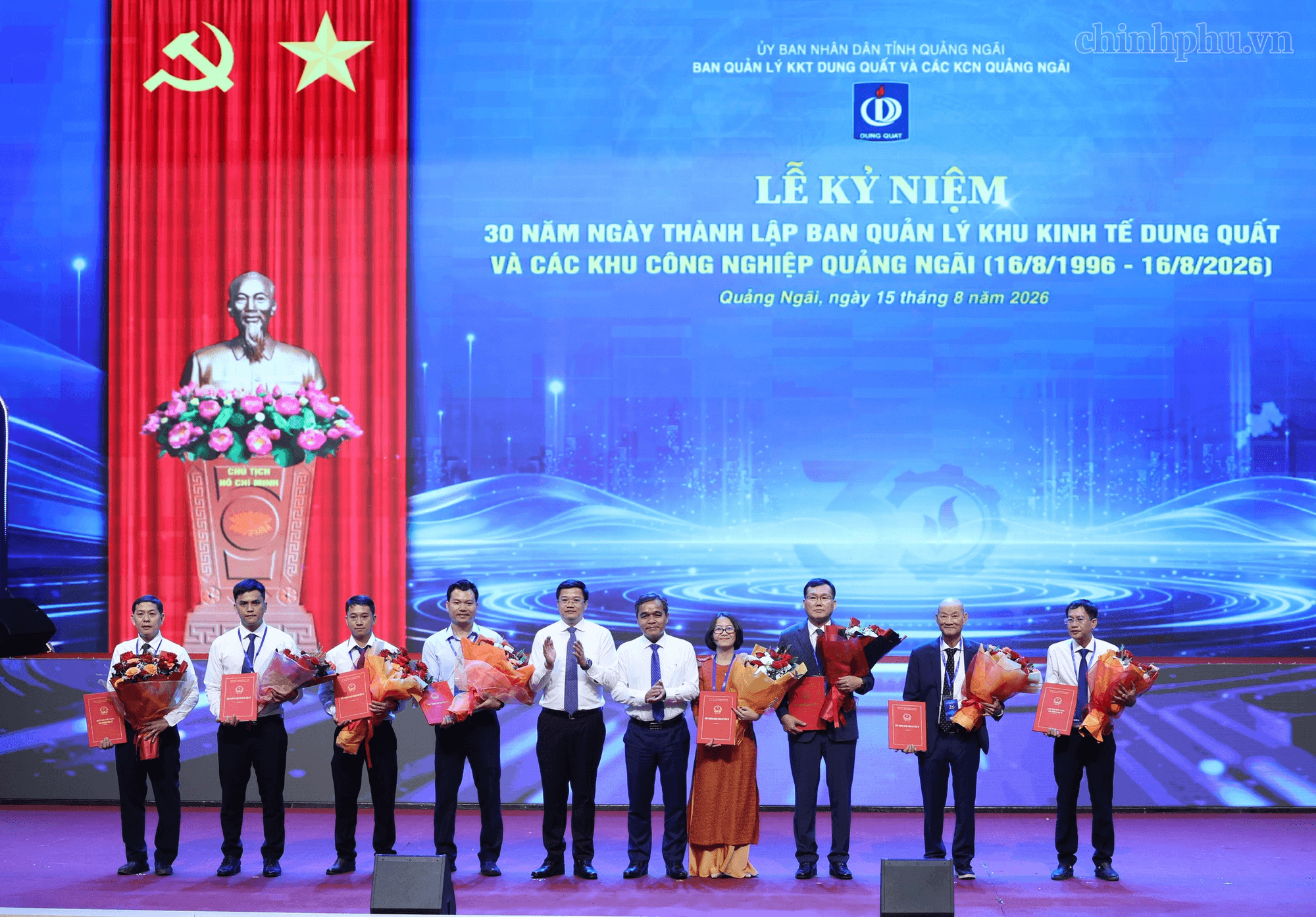 Phó Thủ tướng Thường trực Phạm Gia Túc: Dung Quất cần trở thành một trong những trung tâm kinh tế biển năng động- Ảnh 6.