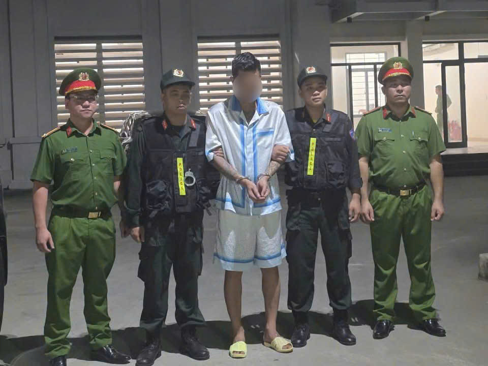 khoitohuanhoahong.jpg