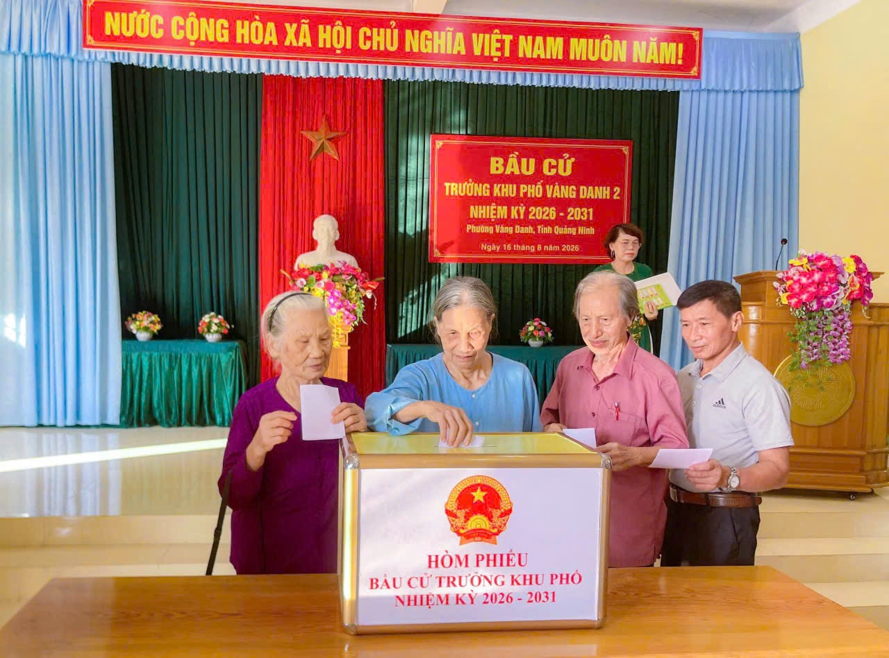 Khu phố Vàng Danh