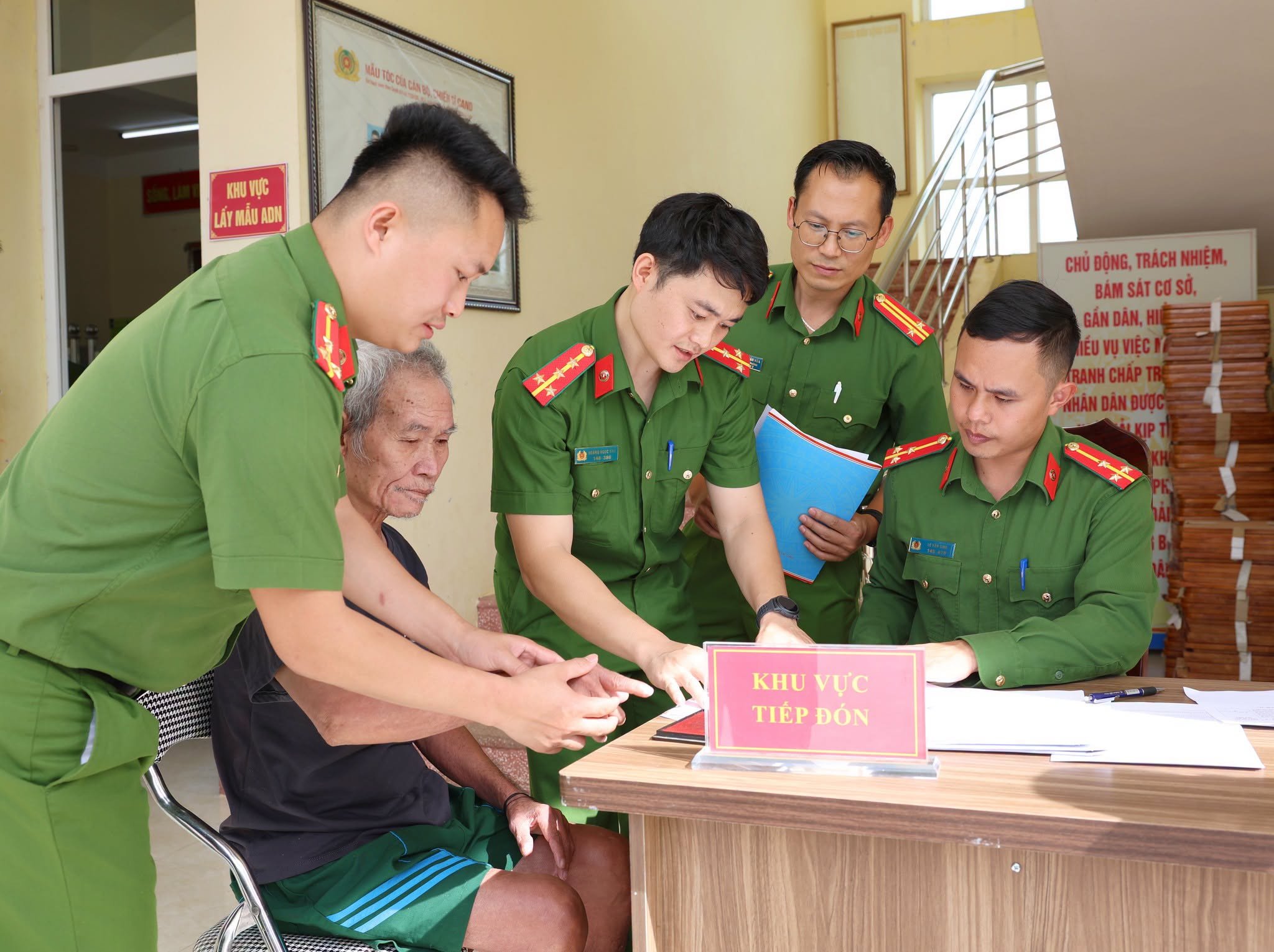 Lai Châu lấy mẫu