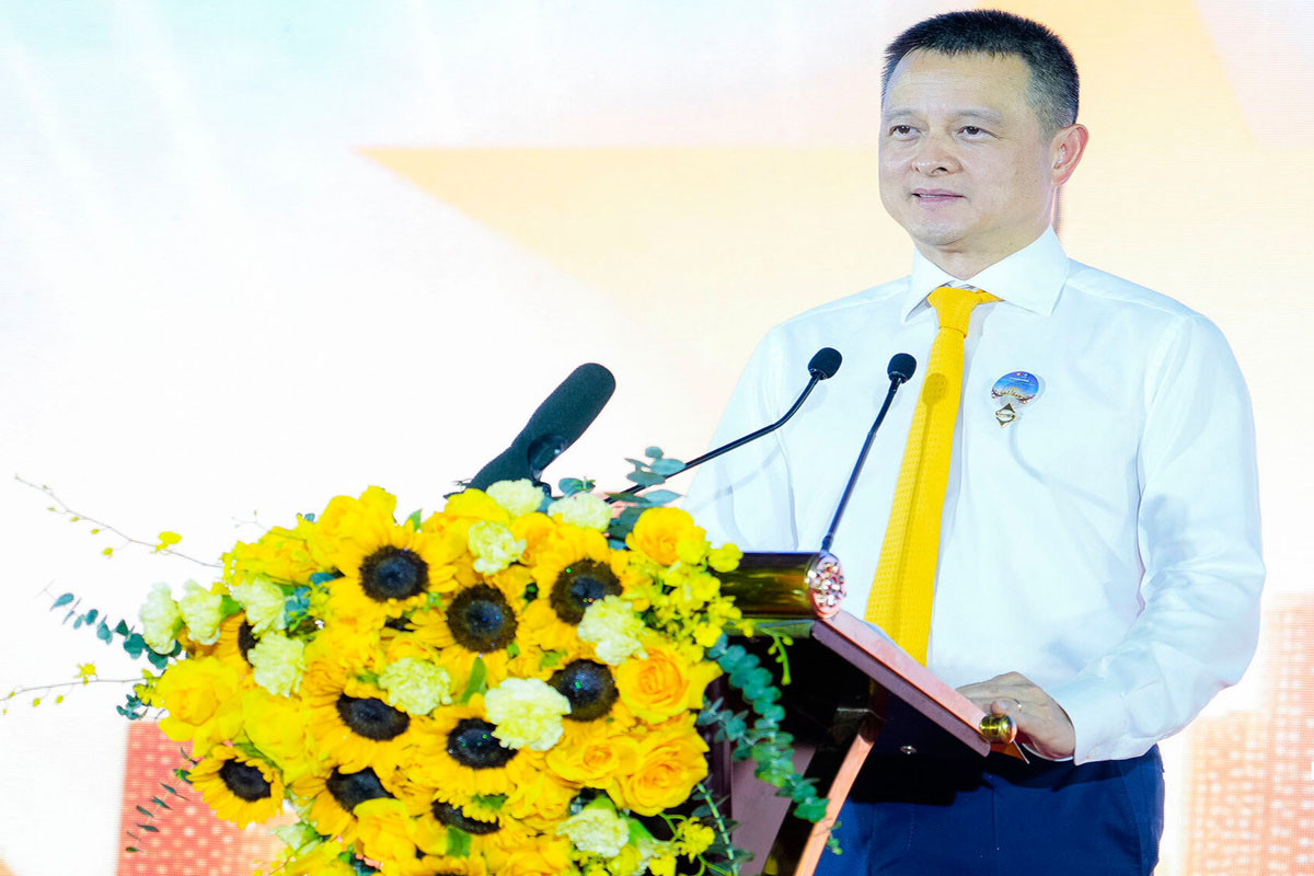 anh2-e8e9fffd8a8292329267bb254cc955a6.jpg