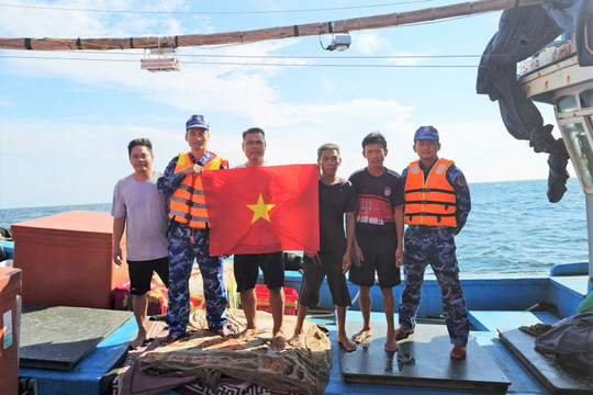 Chống khai thác IUU