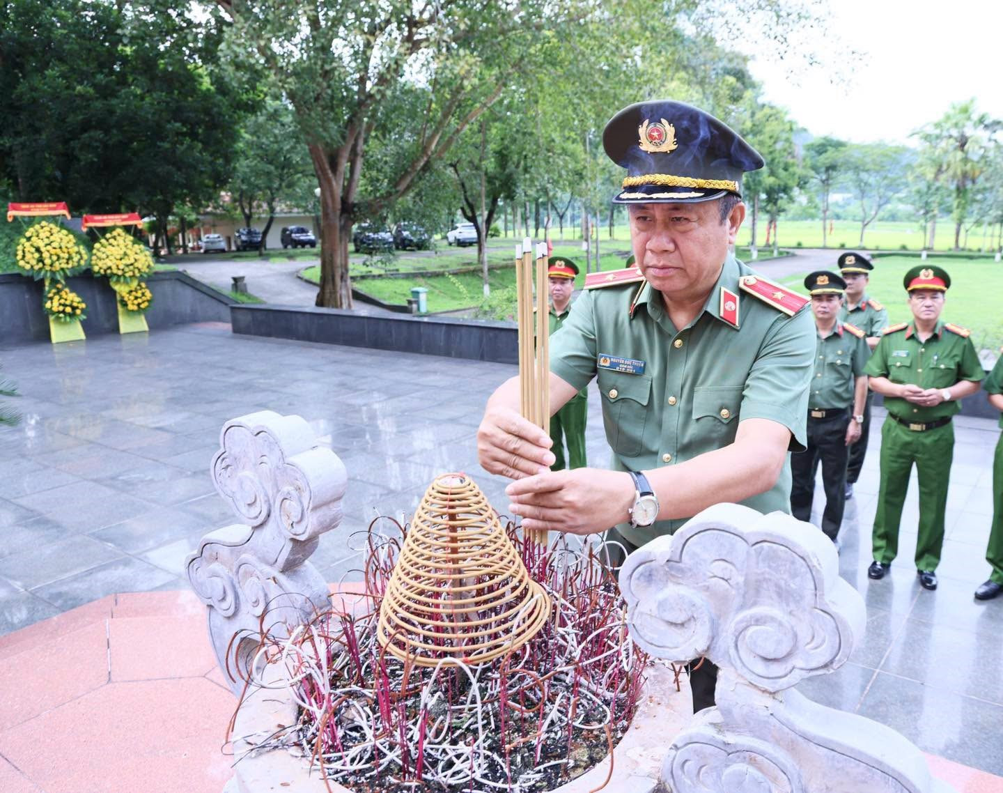 Công an tỉnh Tuyên Quang