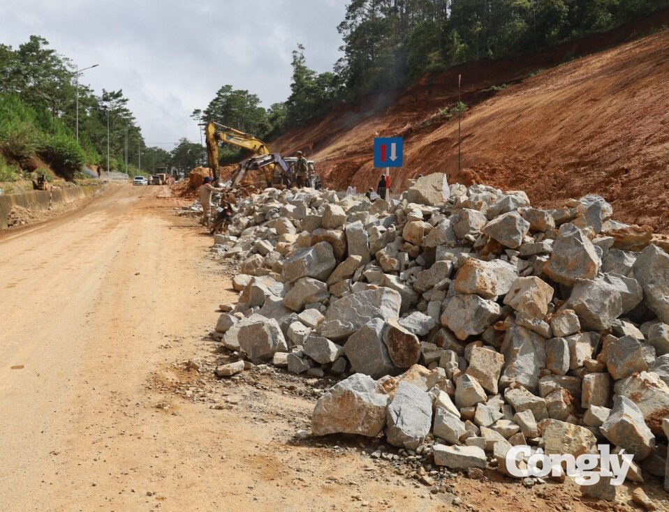 khac-phuc-3.jpg