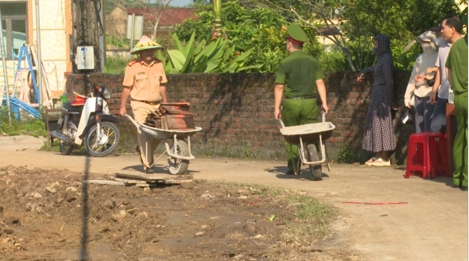 giúp đỡ 3