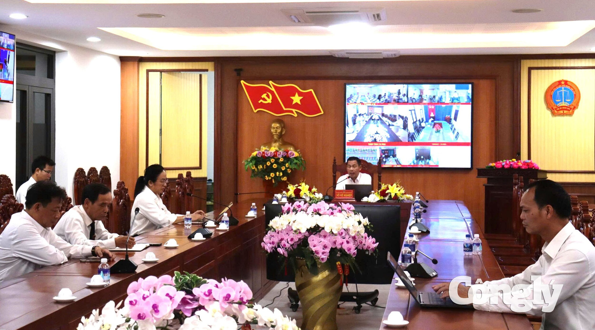 Ngay sau phiên tòa, TAND tỉnh Cà Mau tổ chức họp rút kinh nghiệm