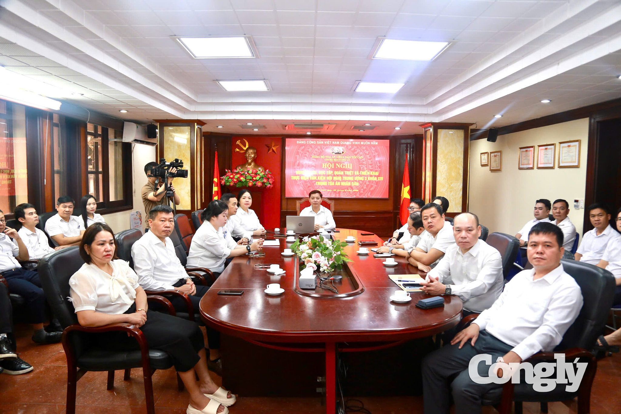 bao-cong-ly.jpg