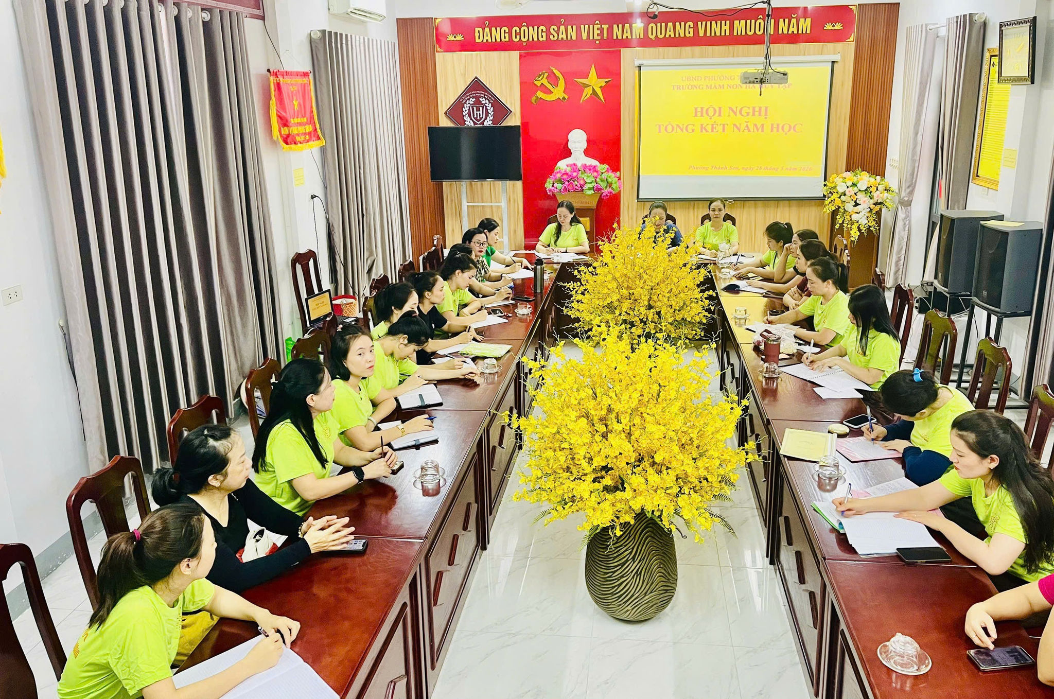 truong-mn-ha-huy-tap_2.jpg