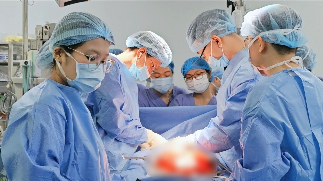 Thuốc tẩy bồn cầu