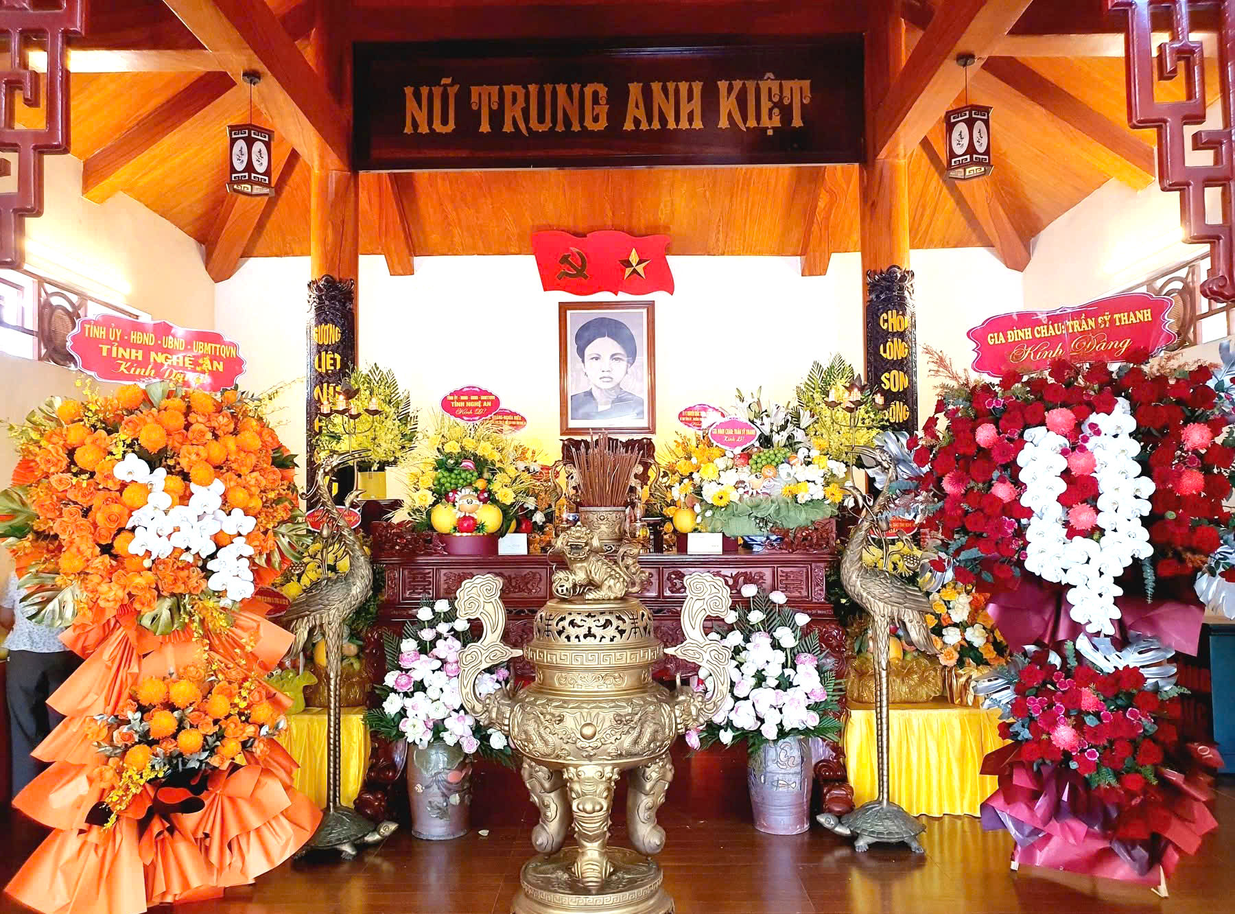 minh-khai-79a5e7135e8015e834f38a04fbb2631a.jpg