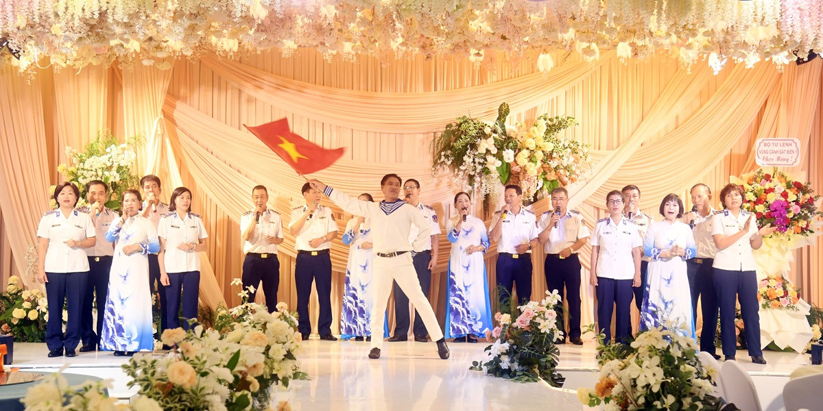 cảnh sát biển