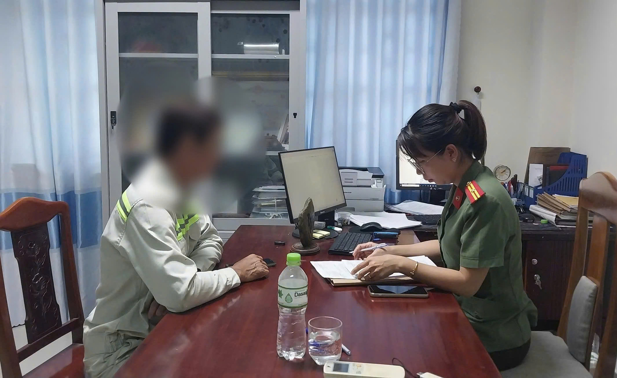 Công an thành phố Đà Nẵng tăng cường xử lý các tài khoản đăng tải, chia sẻ thông tin sai sự thật. (Ảnh: CA)