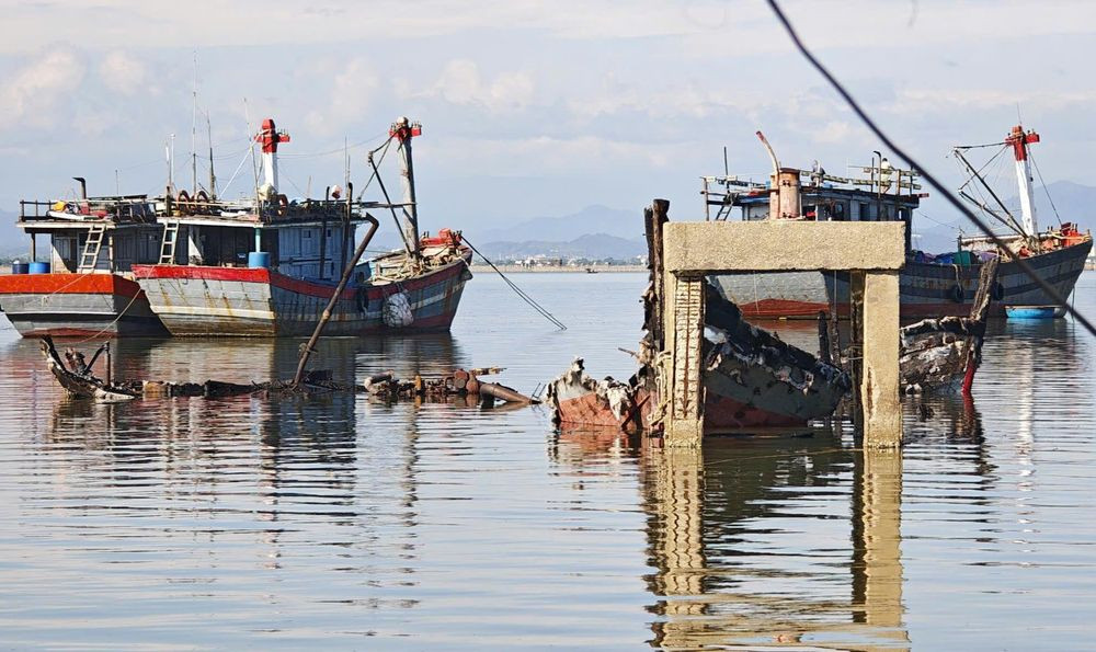cháy tàu ca (1)