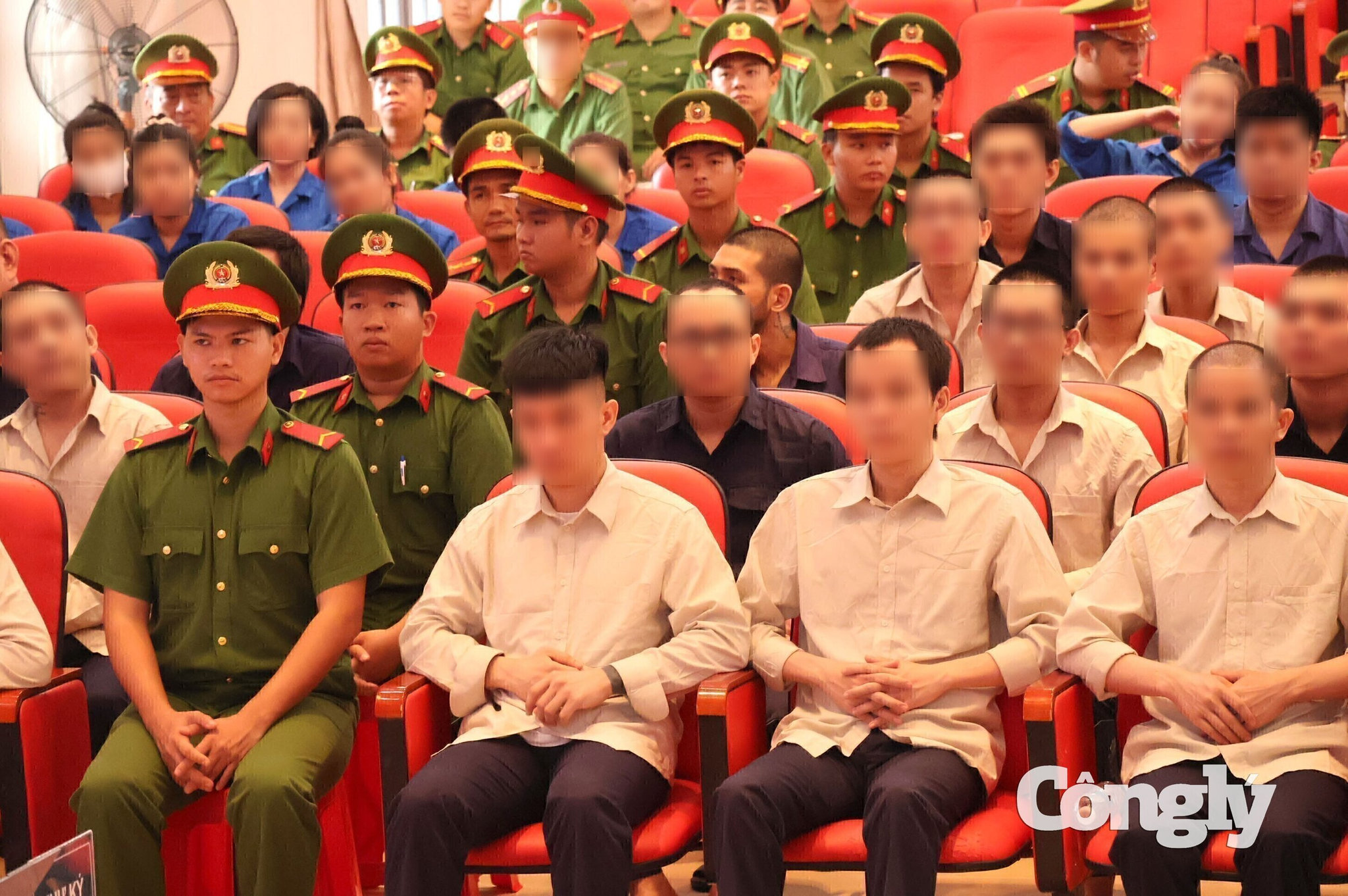 Các bị cáo tại trại tam giam Chí Hoà (T30)