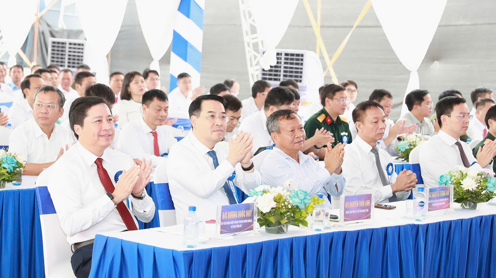 Lãnh đạo Lào Cai 1
