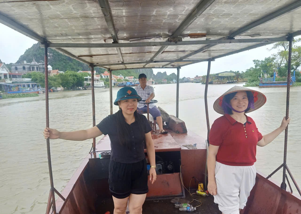 Hiệu trưởng Trường Tiểu học Gia Viễn