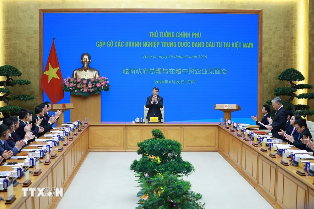 ttxvn-thu-tuong-le-minh-hung-gap-cac-doanh-nghiep-trung-quoc-dang-dau-tu-tai-viet-nam-2608-3.jpg