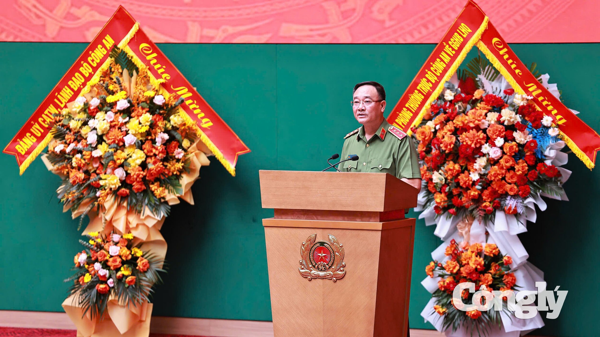 Thứ trưởng Phạm Thế Tùng