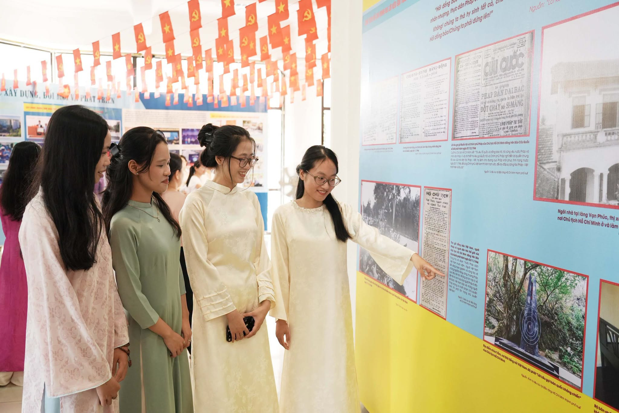 Chủ tịch Hồ Chí Minh (1)