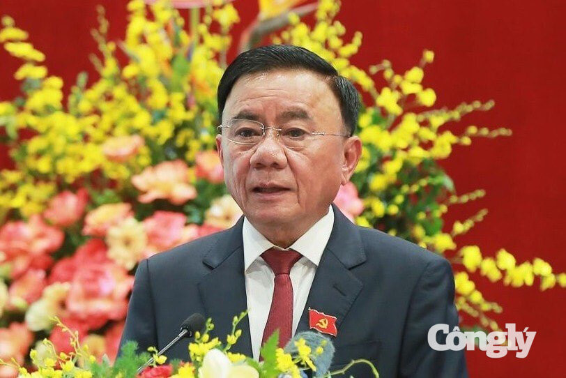 ong-tran-cam-tu_cong_ly.jpg