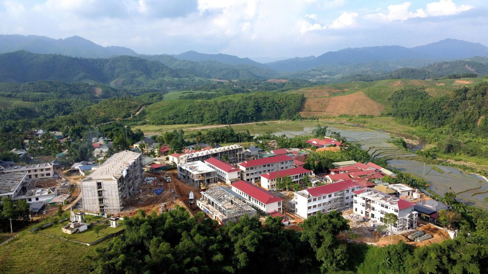 Trường Phổ thông nội trú TH&THCS Tam Thanh chuẩn bị bàn giao sử dụng trong năm học mới