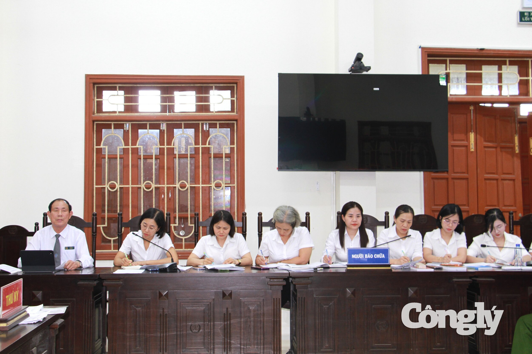 xet_xu_vu_gay_roi_trat_tu.jpg