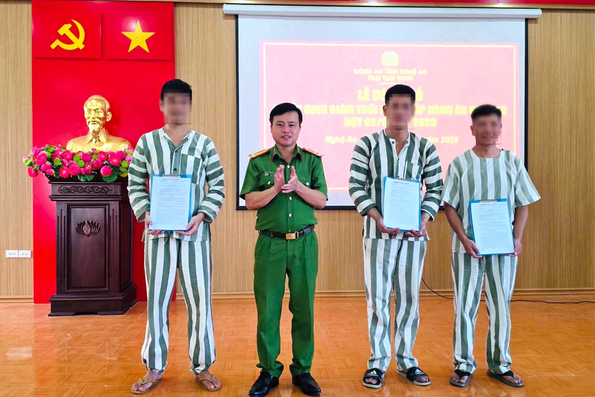 dai-xa1-825f9c5ac687c51beadf3f0accceb04f.jpg