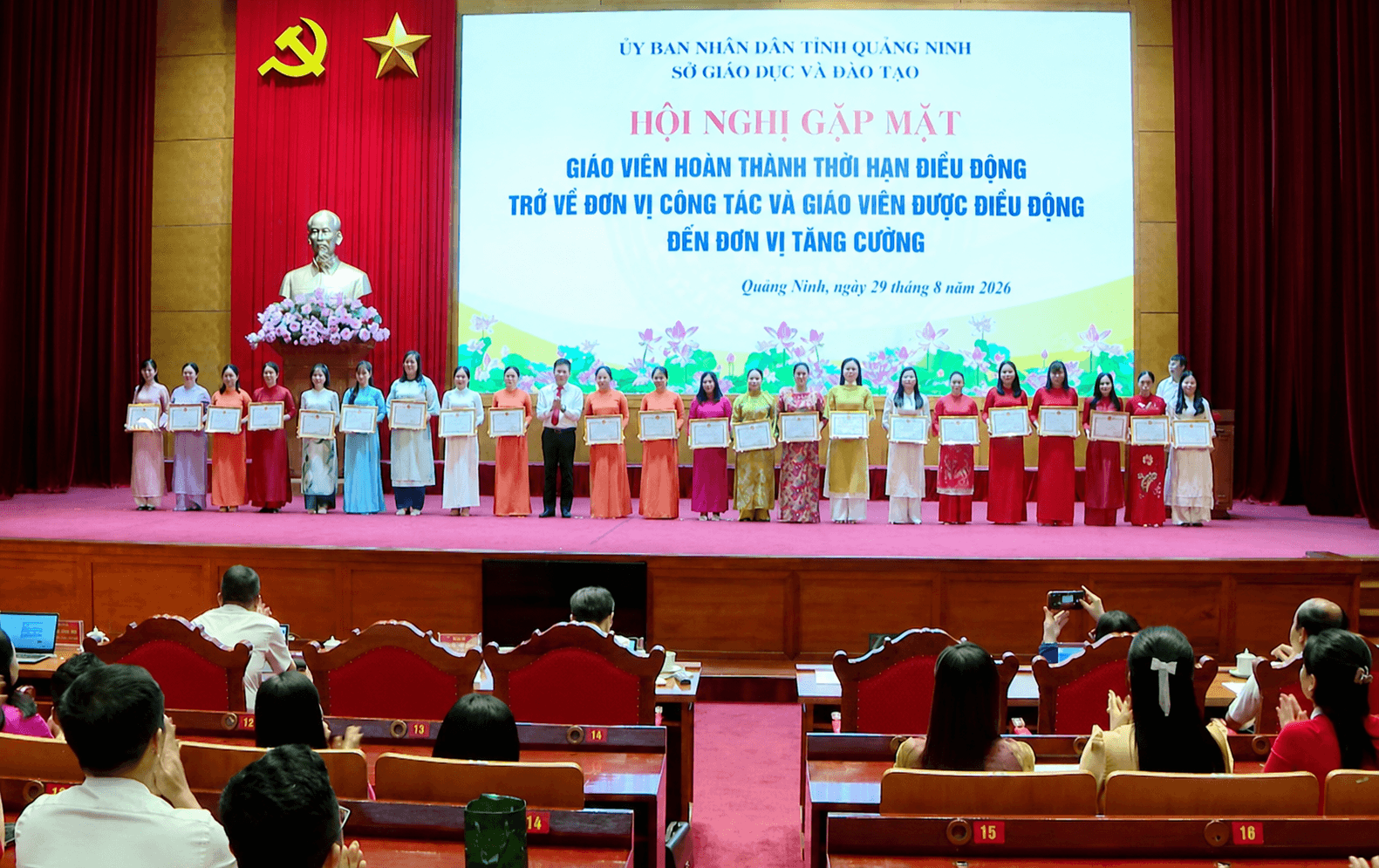 Giáo viên Quảng Ninh