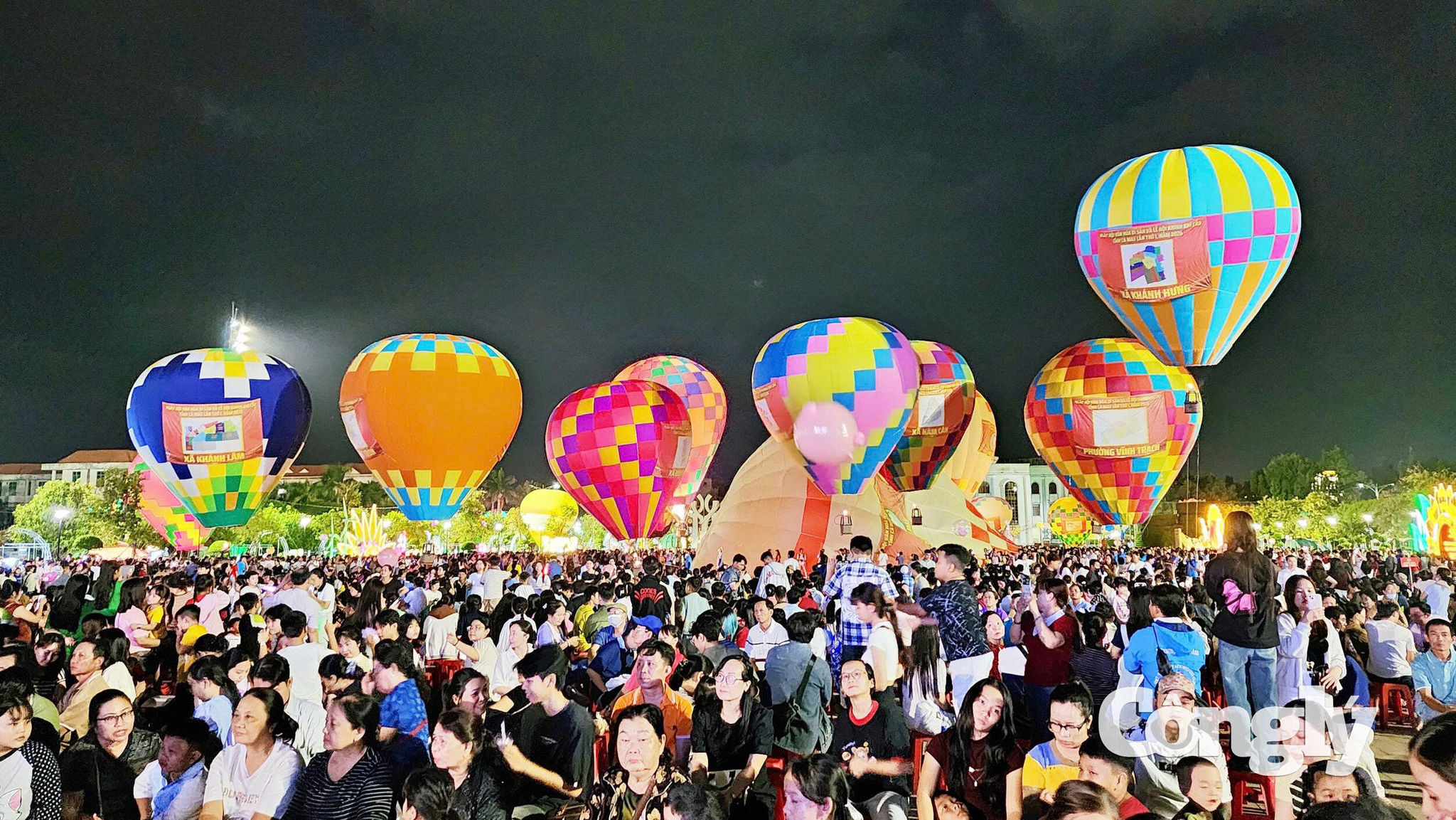 Sự kiện thu hút hàng ngàn người dân và du khách tham dự