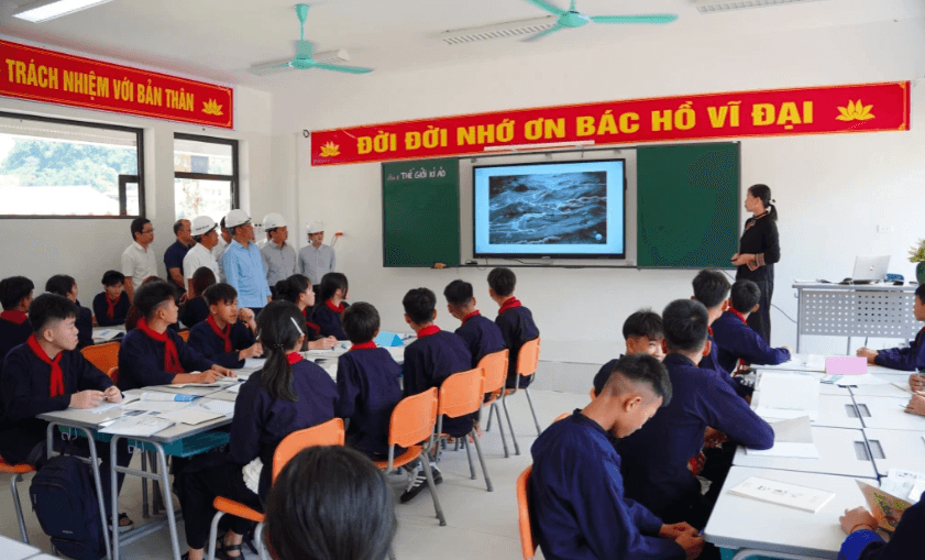 Các trường phổ thông nội trú tại các xã biên giới Cao Bằng đang được khẩn trương hoàn thiện để đón học sinh trong năm học 2026 - 2027.