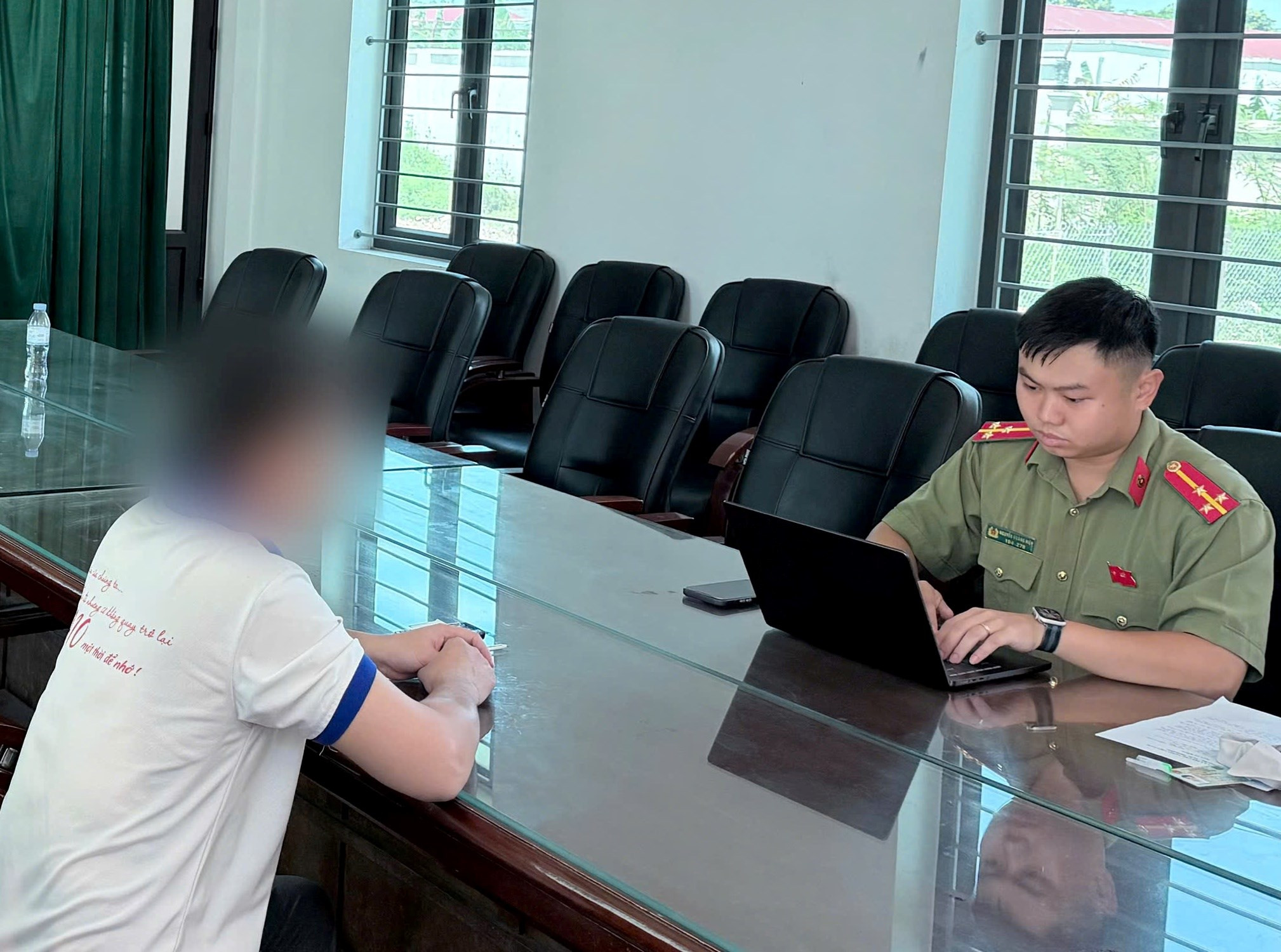 tương tác, bình luận với thông tin xấu độc trên mạng
